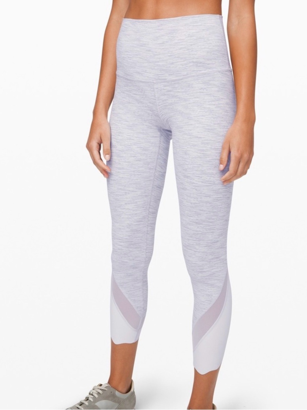 Lulu Lemon Wunder Under Luxtreme size 6 25” with limited edition scallop edge